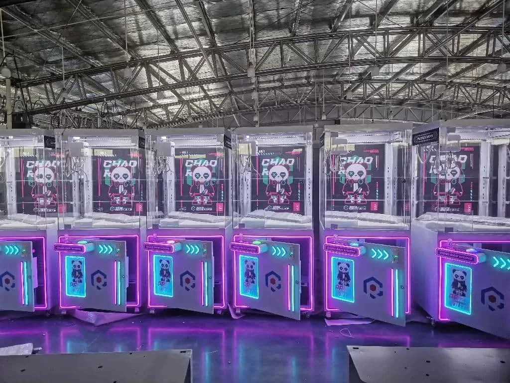 custom-claw-machine-manufacturer.jpg